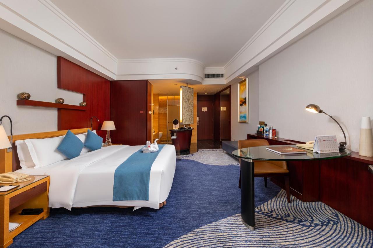 Zhuhai Charming Holiday Hotel-Free Welcome Fruit Plate Екстер'єр фото
