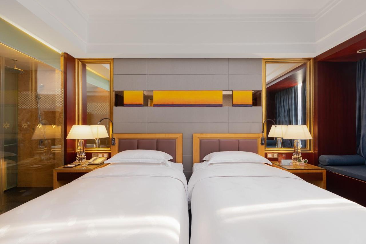 Zhuhai Charming Holiday Hotel-Free Welcome Fruit Plate Екстер'єр фото